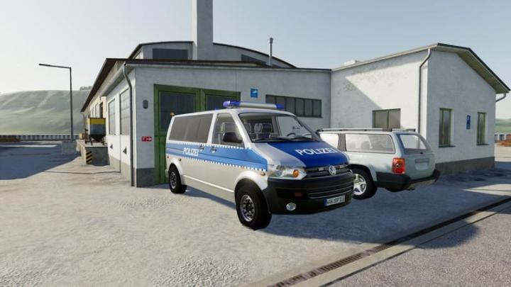 FS19 - Volkswagen T5 Police And Customs With Universal Passenger V2